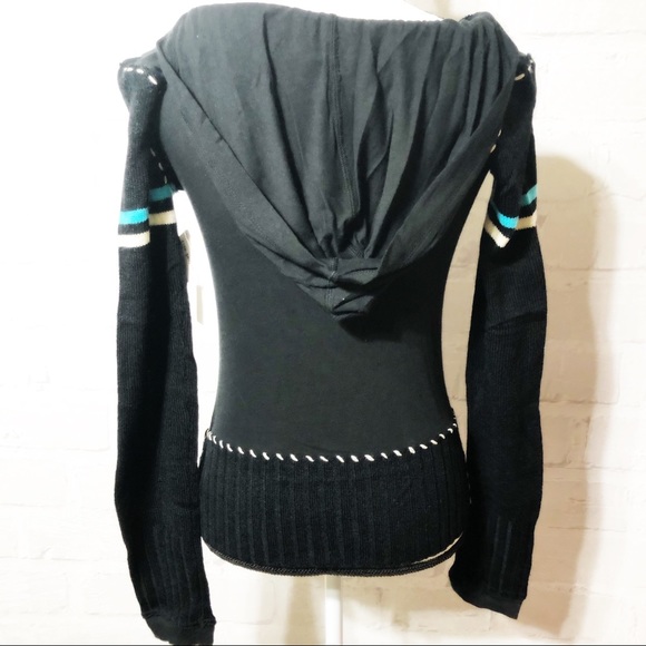 Free People sweater with hood.  H03. - Picture 7 of 8